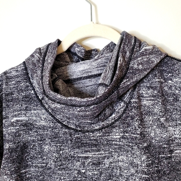 Lululemon Forever Endeavour Long Sleeve Hooded Pullover - Picture 5 of 14